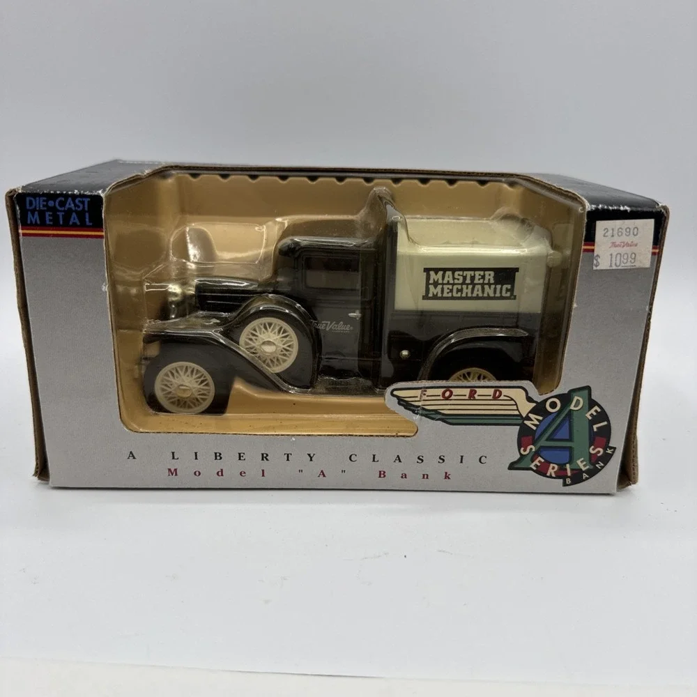 Liberty Classic Master Mechanic Ford Model A Pickup Coin Bank 1:25 #1203 New
